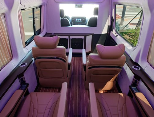 밴, 짐차→VIP車…폼 나고 편한 `달리는 1등석`