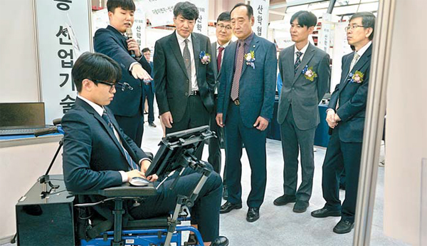 산업기술대, 산학협력의 꽃 `산업기술展` 열기 후끈…4차산업 선도대학 꿈꾼다