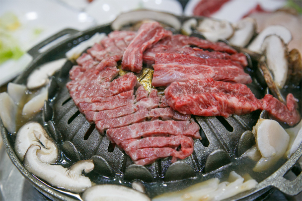 전남 장흥 여행, 구워먹고 볶아먹고…장흥별미 `한우삼합`