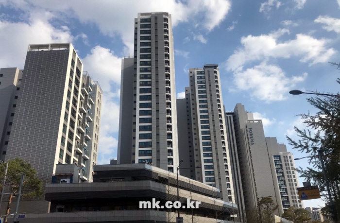시세보다 저렴? `포레나 노원` 보류지 전용 84㎡ 12억에 나와