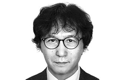 [신장섭의 기업과 경제] 4류 정치가 1류 기업을 약탈한 해