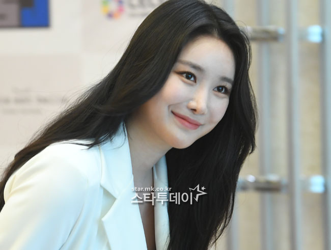 [포토]민영, 돋보이는 미모