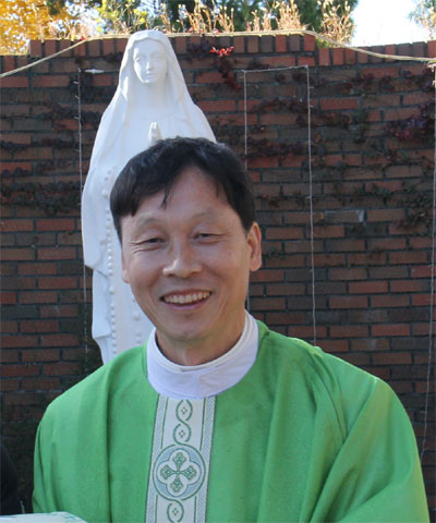 마라톤은 몸으로 하는 기도…지구촌 돌며 15개 대회 완주한 신부님