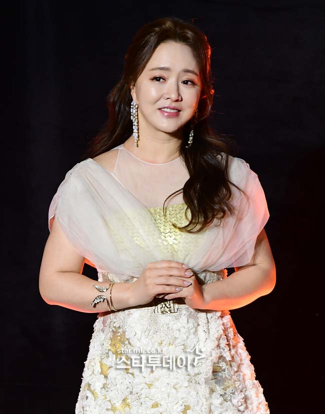 [포토] 금잔디, 아련한 미모