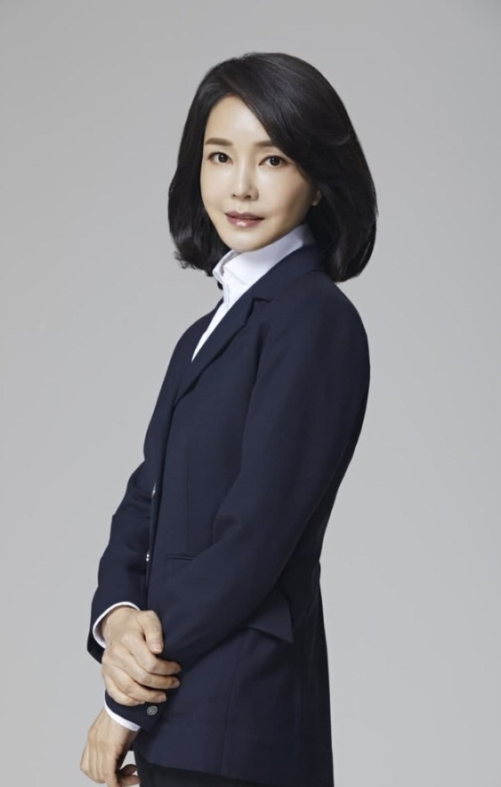 미력하나마 조력이라던 김건희 공개활동은 언제부터 시작할까