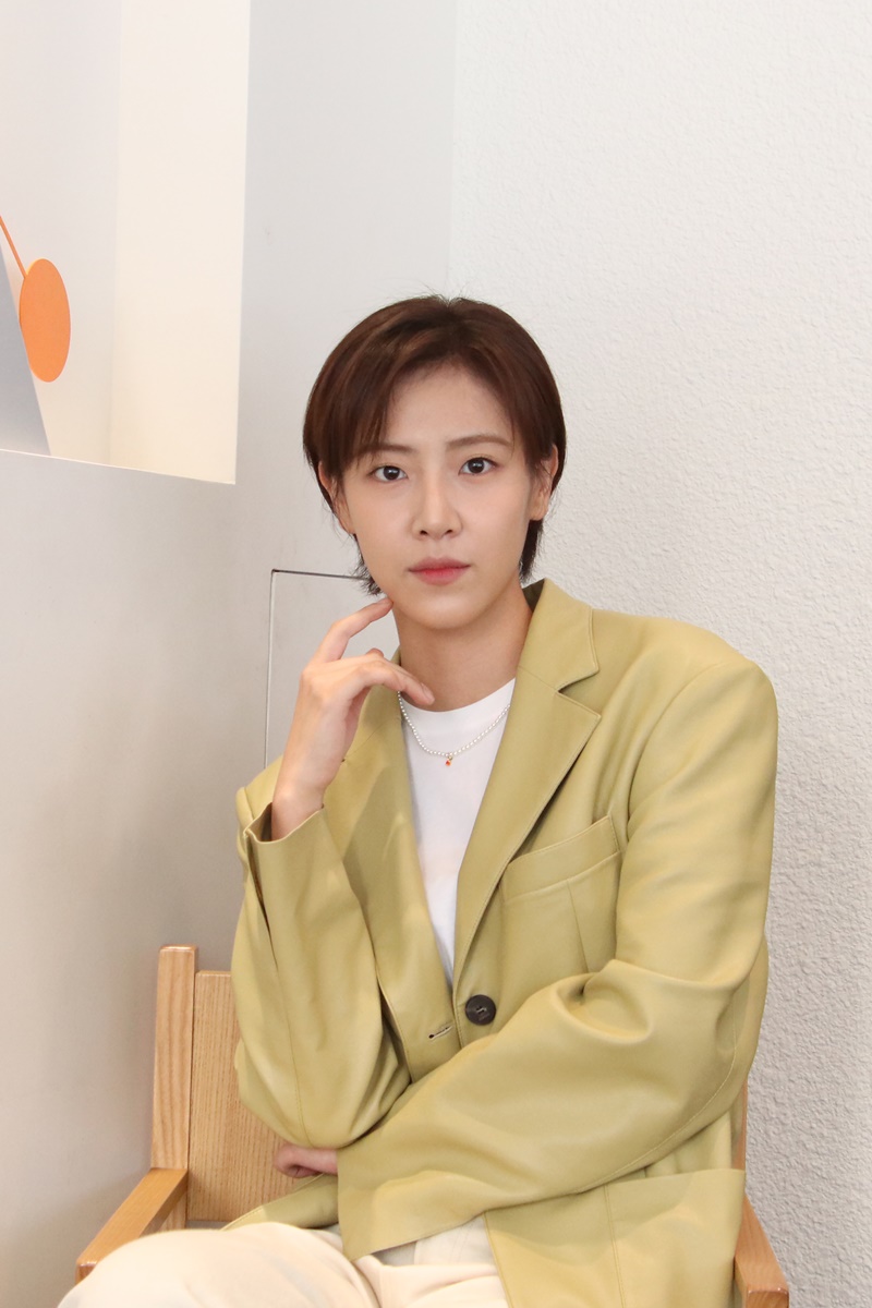 [인터뷰①] 현재는 아름다워 배다빈 윤시윤 닮은꼴? 부부 케미 도움