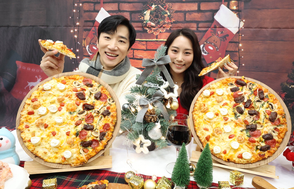 도미노피자 신메뉴로 연말 축제 즐겨요