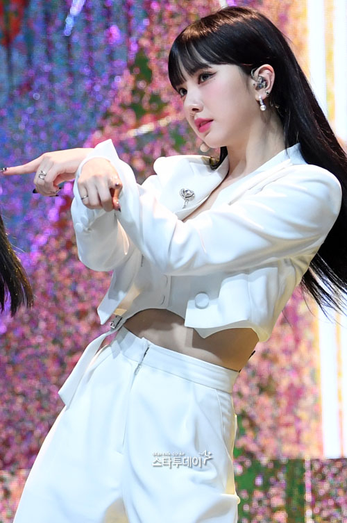 [포토]은하, 긴머리 분위기 변신