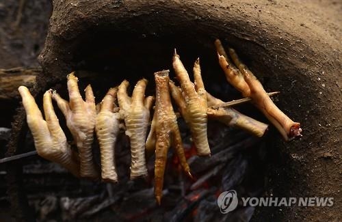 한국서는 야식으로 인기인데…이집트 국민 분노케한 음식의 정체