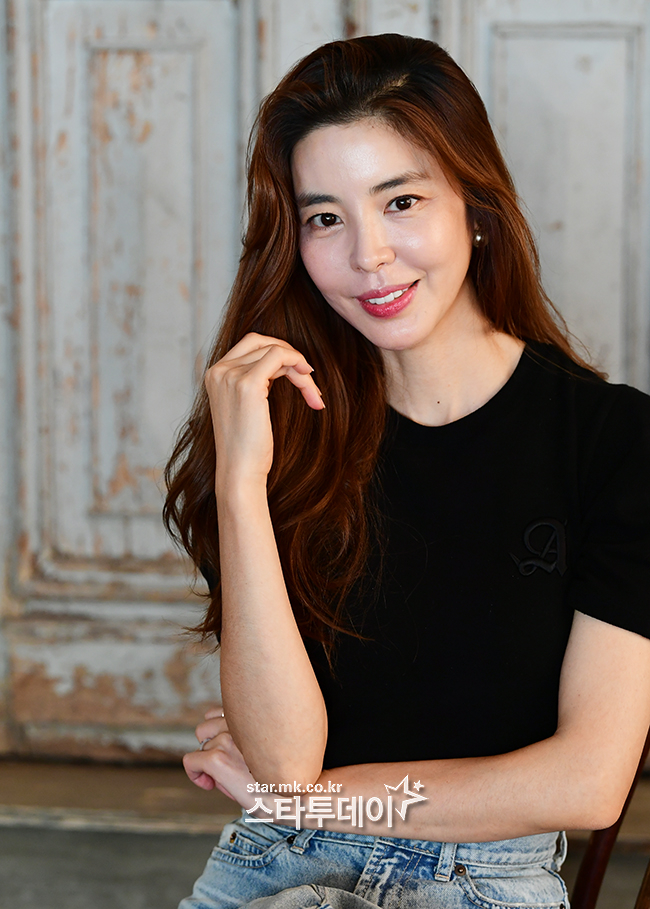 [포토] 전시회로 만나는 배우 김규리