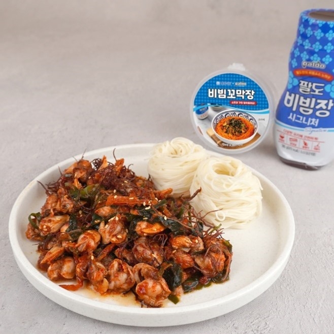 디딤이앤에프, 연안식당X팔도 콜라보 ‘비빔꼬막장’ 마켓컬리 론칭