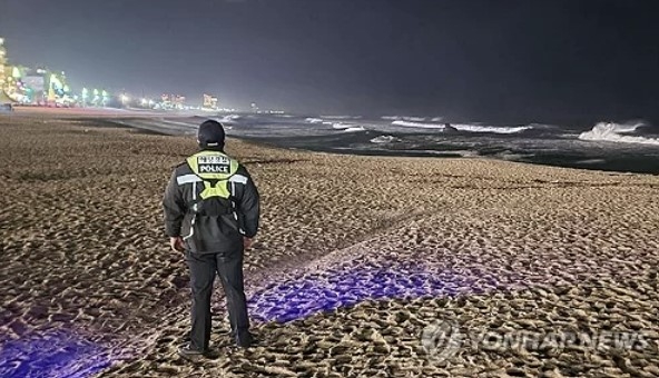 지진해일 우려에 동해안 ‘초긴장’…강원도 곳곳서 “방파제·해안가서 즉시 대피” 방송