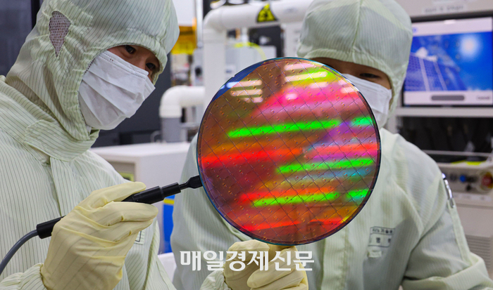 공개매각 나선 재생 웨이퍼 생산 기업 제이쓰리