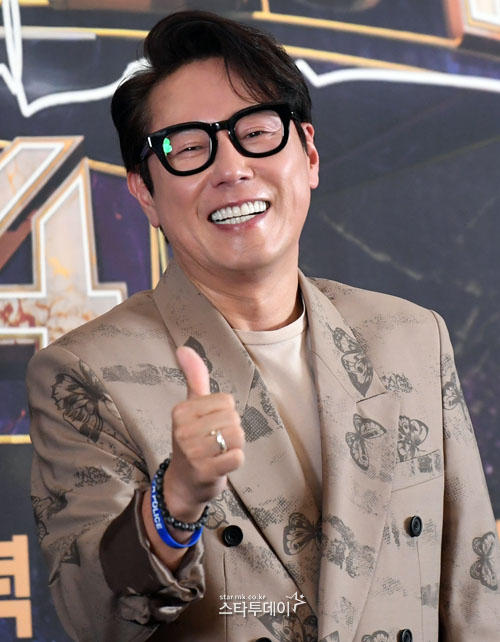 윤종신 ‘좋니’, 10년간 노래방 인기곡 1위