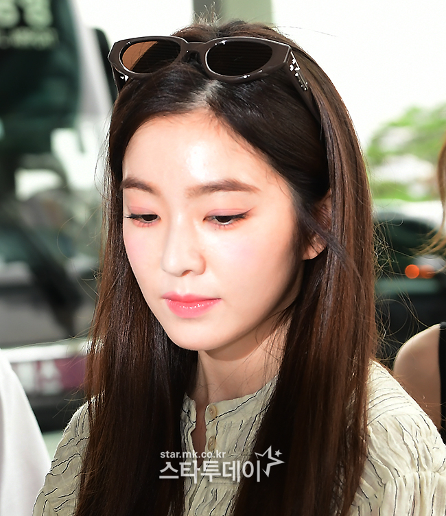 [포토] 아이린, 눈부신 출국길