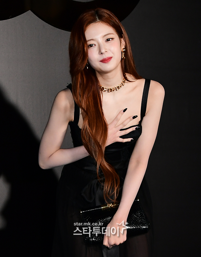[포토] 리아, 수줍게 인사