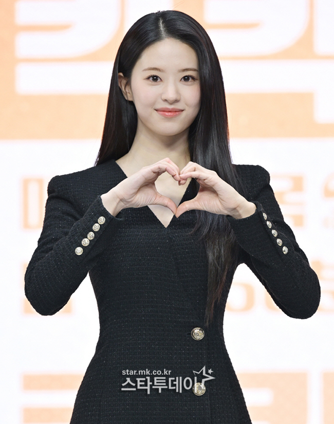 [포토] 전소영, 인형같은 손하트