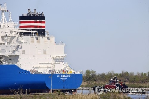 [월가월부] 관세 전쟁 속 커지는 ‘LNG’ 주목도···천연가스 관련주 ‘들썩’