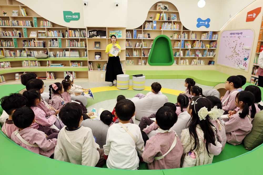 이마트, 부산·광주 등 곳곳에 어린이 독서체험관