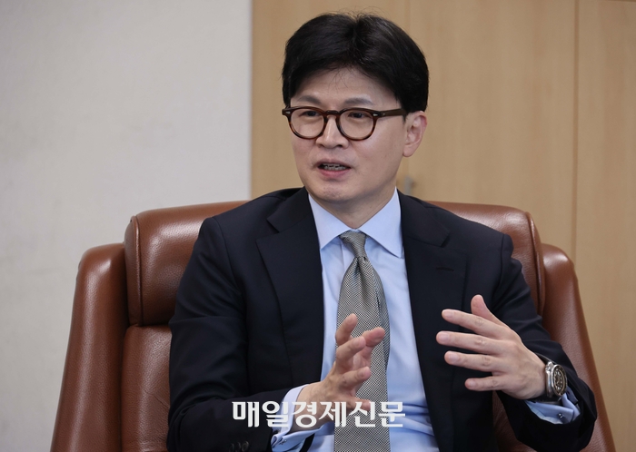 한동훈 “노란봉투법 아니라 노봉법…청년·소액투자자가 가장 큰 피해”