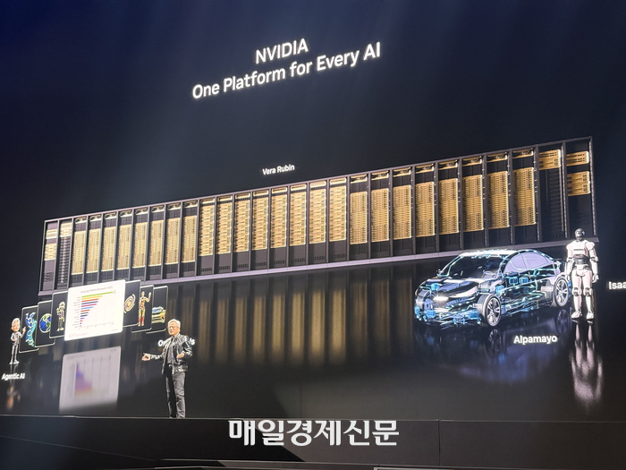 젠슨 황 “엔비디아 자율주행차 美 도로 투입”…베라 루빈 전격 공개 [CES2026]