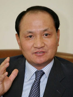LGT 5無 경영 눈길