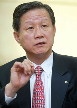 [외환위기를 겪은 사람들] 김규복 신보 이사장 (당시 재경원 금융정책과장)