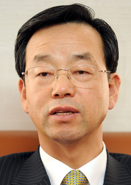 코아스, 동반성장 팔걷어