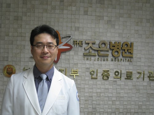 지긋지긋한 허리통증 비수술치료 상담을~
