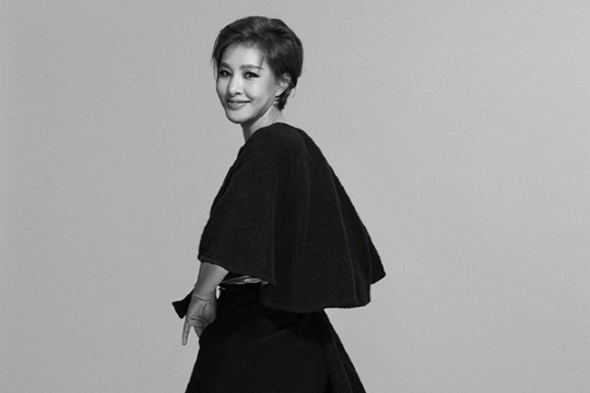 박지영, 40대 후반 나이 도저히 믿기지 않는 화보 공개