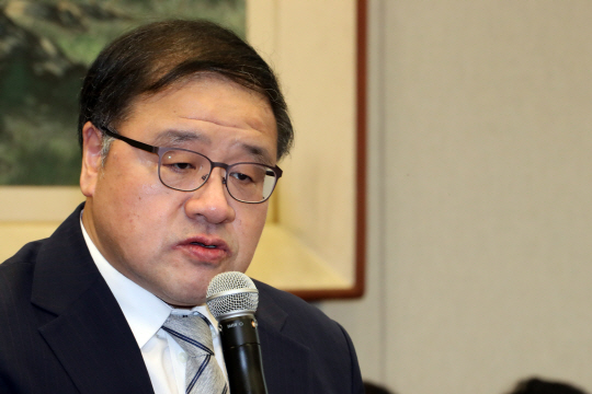 최순실 소유회사 조 전 대표 “안종범수석 김종차관, 회사 사업 관여”