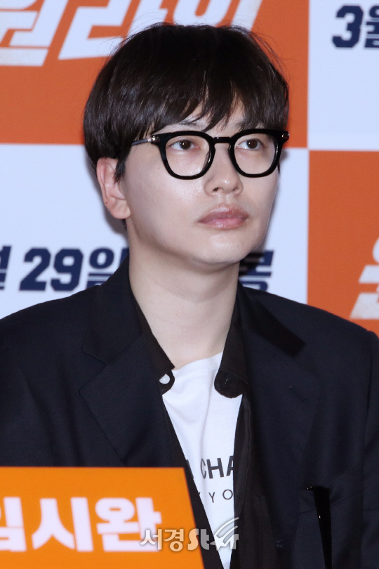 이동휘, 심쿵한 눈빛 발사(원라인 언론시사회)