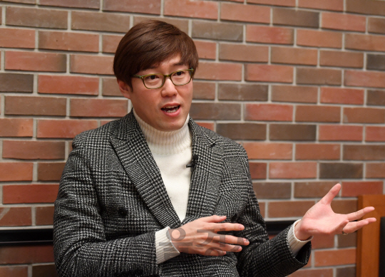 단박에 한국사 저자 심용환 소장 현대사 공부, 세대 간 균열 봉합할 해결책