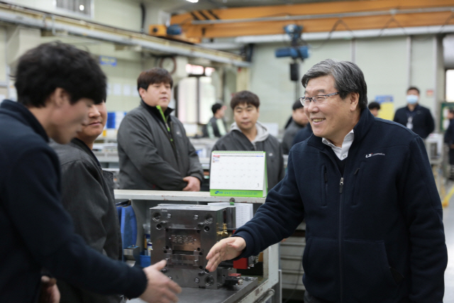 LS오토모티브 워라밸 기어 장착···車전장 불황 넘는다