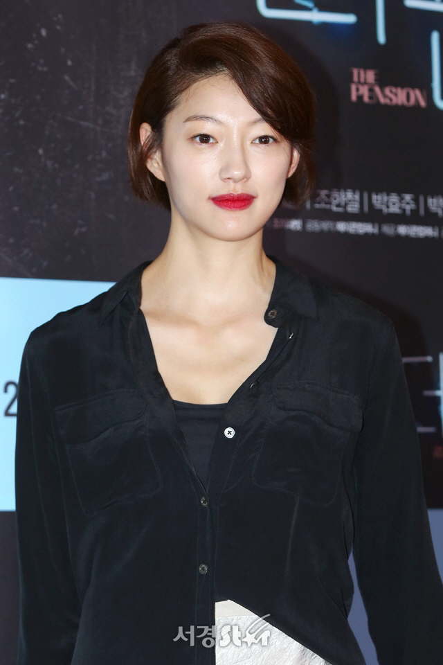 이엘, 신비로운 매력 (더 펜션)
