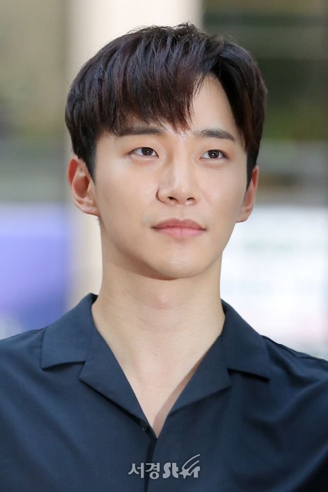 준호, 브이라인 아이돌 얼굴 (기름진 멜로 종방연)