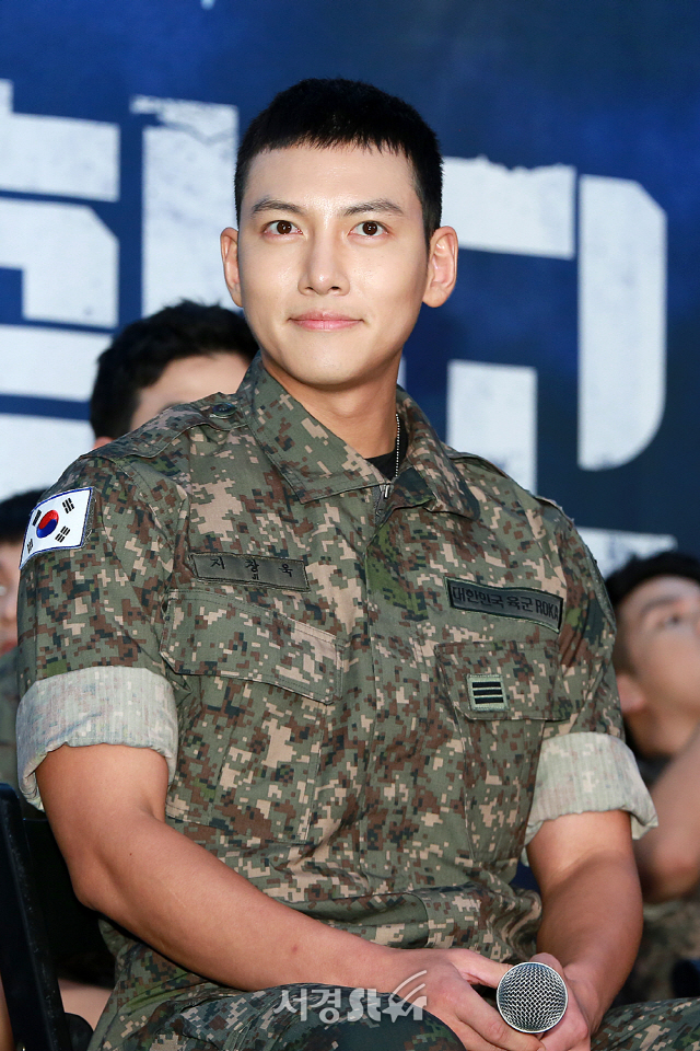 지창욱, 까까머리도 완벽하게 소화하는 남자 (신흥무관학교 제작발표회)