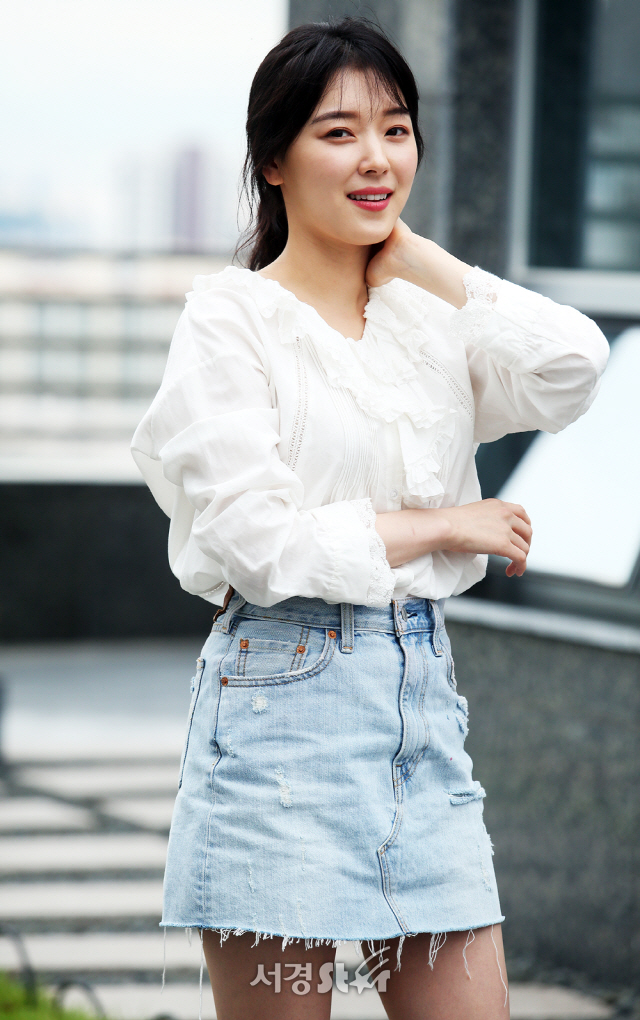조우리, 눈부신 외모 (인터뷰 포토)