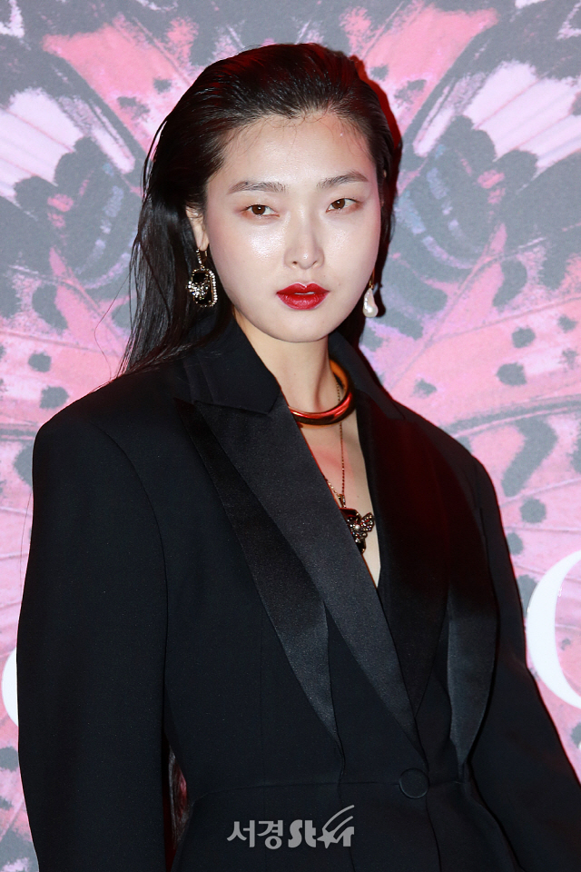 김성희, 촉촉한 헤어에 촉촉한 눈빛