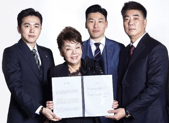 프리미엄 헬시푸드 디알앤코 , 김수미의 손맛담은 제품 출시