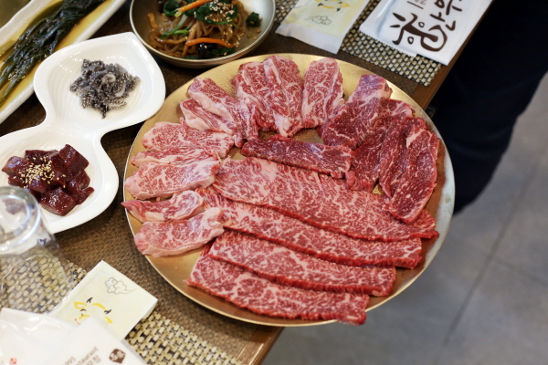 창원 한우 맛집 3대천왕 마산 오동동 한우촌 명품 음식점으로 5년 연속 지정