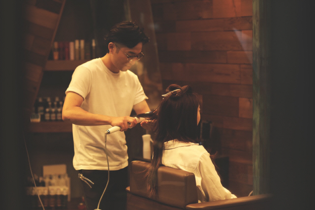 [청담동 Young CEO #1] VVIP를 위한 1인 미용실. 헤어샵 더에이 스튜디오. 대표 디자이너 알렉스 인터뷰