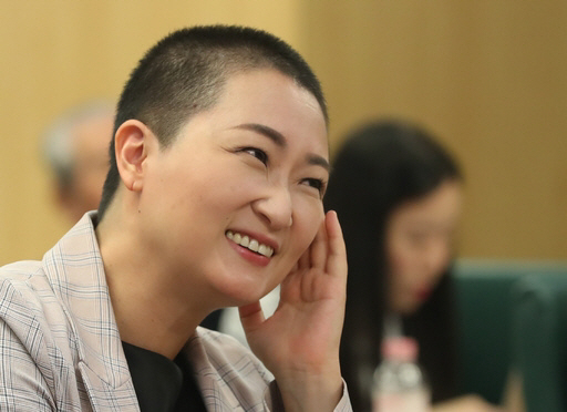 신당 창당 선언 이언주 피를 토하는 심정으로 결단···민주당 있었으면 장관했을 것