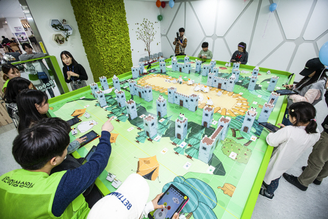 SKT, 용인어린이상상의숲에 ICT 직업체험 제공