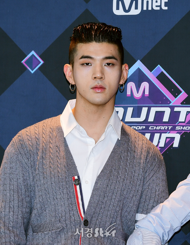 카드(KARD) 비엠, 훈훈한 외모 (엠카운트다운)