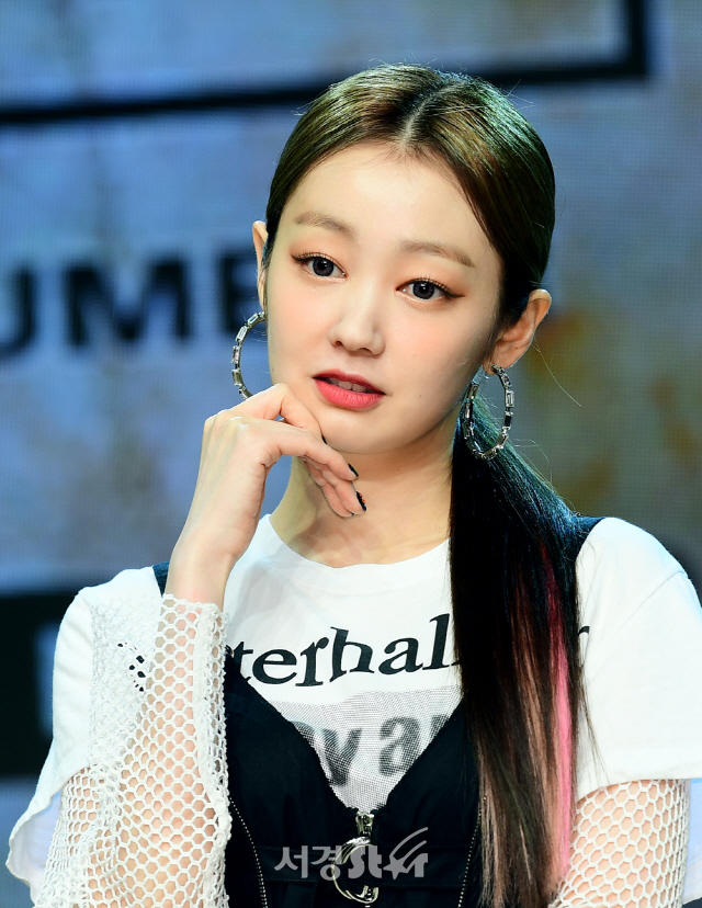 시크릿넘버 레아, 맏언니의 미모 (쇼케이스)