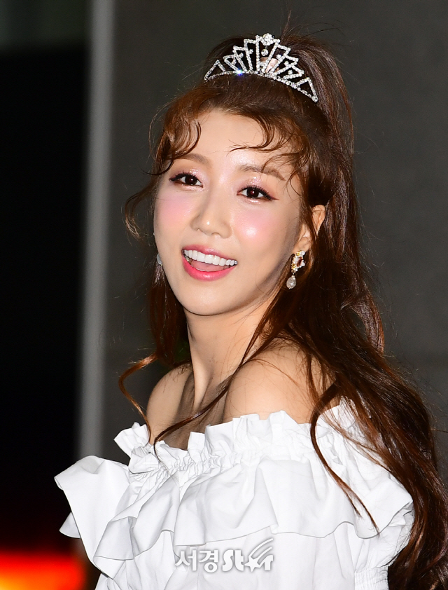 두리, 공주님 활짝 미소