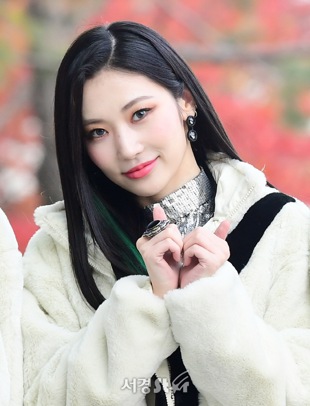 시크릿넘버 진희, 강렬한 아우라