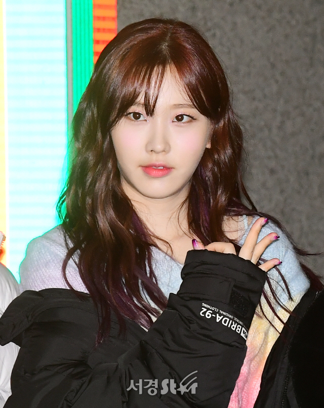 모모랜드 나윤, 청순미 폭발