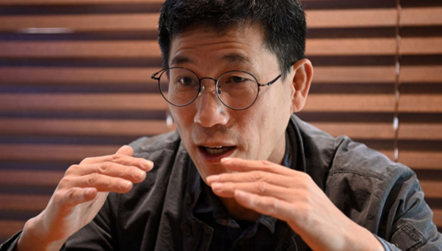 히틀러 인권운동, 초인적 뻔뻔함···진중권, 이재명 향해 입 닫아라 비난